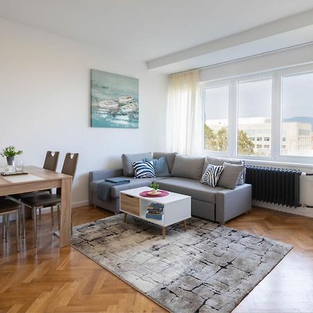 Spacious 2Bdr Apartment- Skyline View Загреб Екстер'єр фото