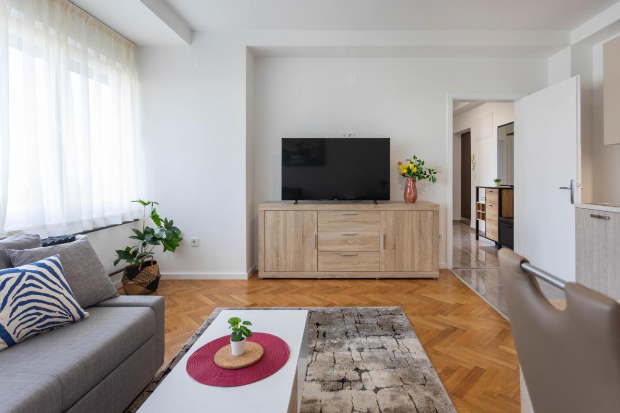 Spacious 2Bdr Apartment- Skyline View Загреб Екстер'єр фото