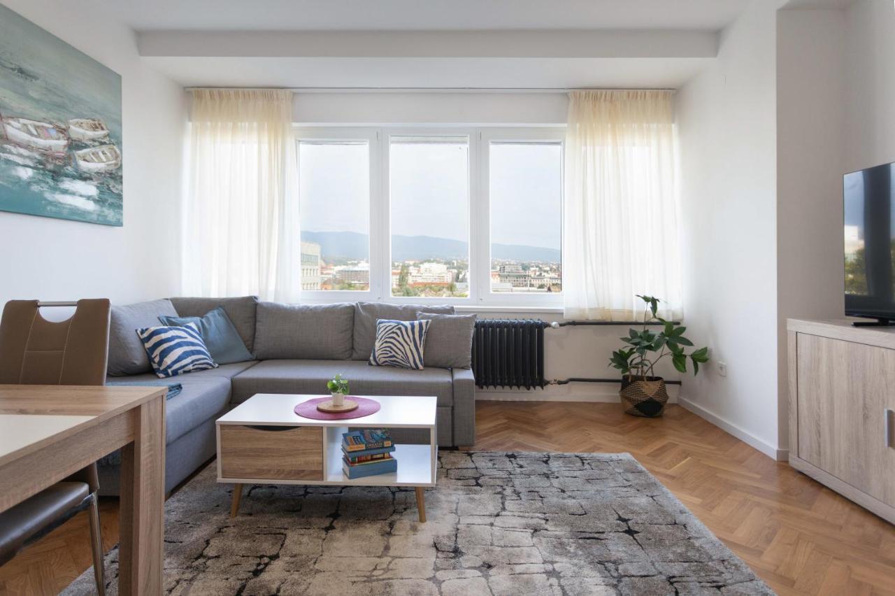 Spacious 2Bdr Apartment- Skyline View Загреб Екстер'єр фото